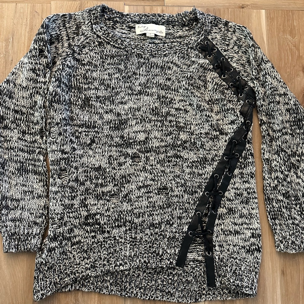 Vintage Havana Lace Up Sweater S